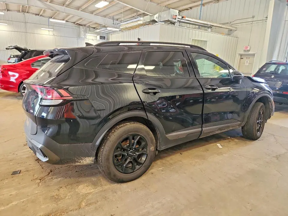 2023 KIA SPORTAGE X-PRO  