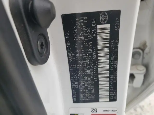 2020 TOYOTA CAMRY SE  