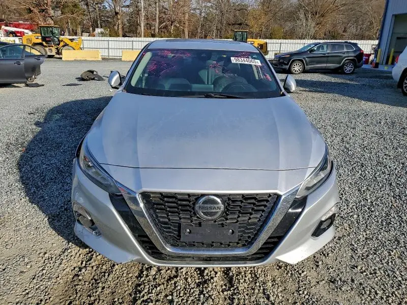 2020 NISSAN ALTIMA SL  