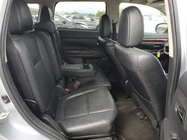2014 MITSUBISHI OUTLANDER SE  