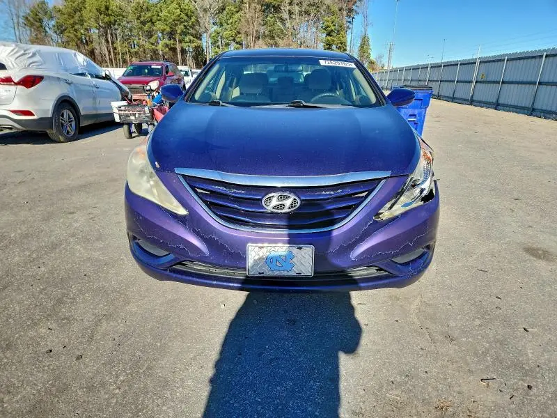 2011 HYUNDAI SONATA GLS  