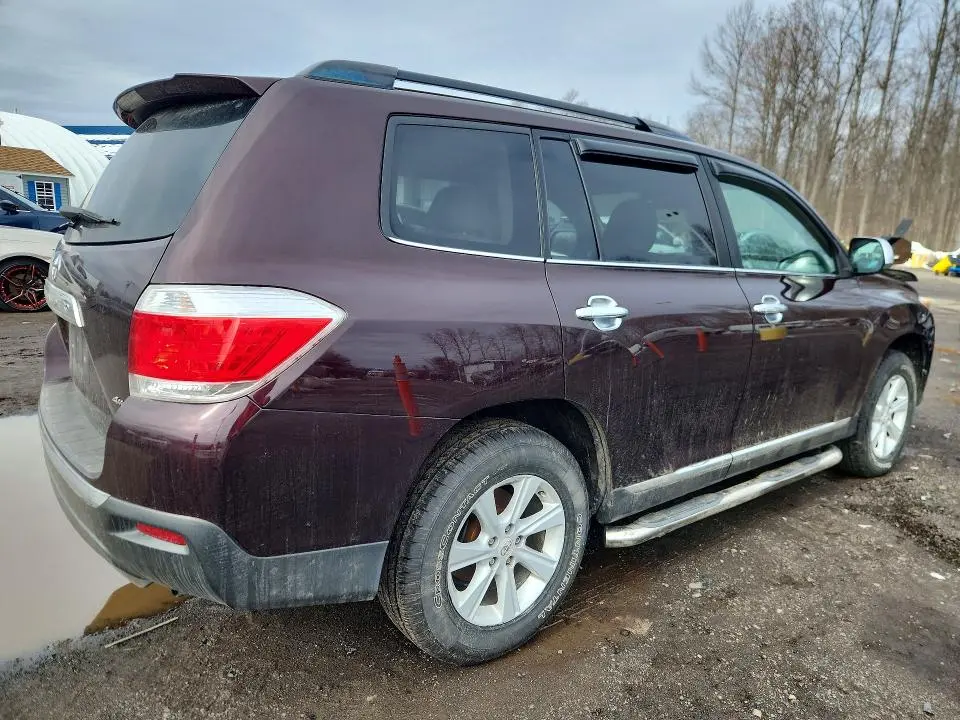 2013 TOYOTA HIGHLANDER BASE  