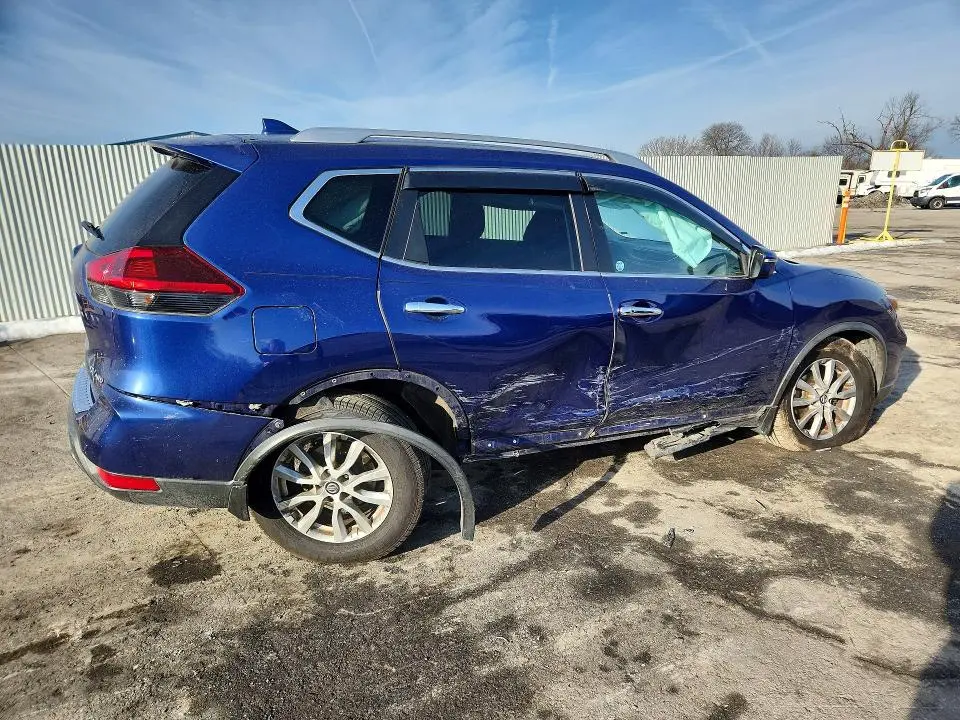 2019 NISSAN ROGUE S  
