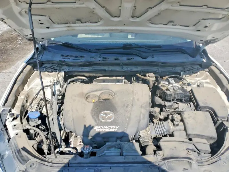 2016 MAZDA 3 TOURING  