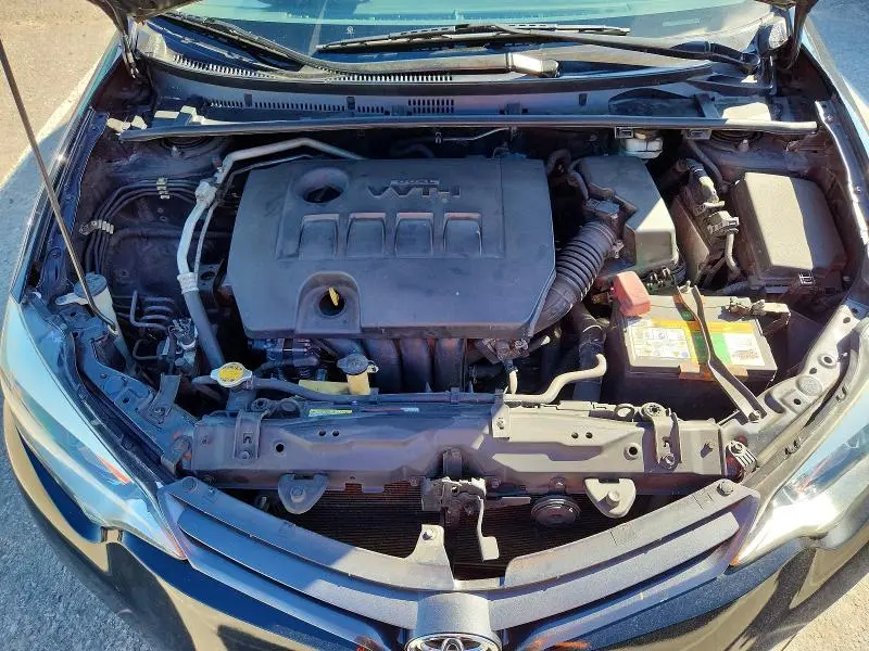2015 TOYOTA COROLLA LE PLUS  