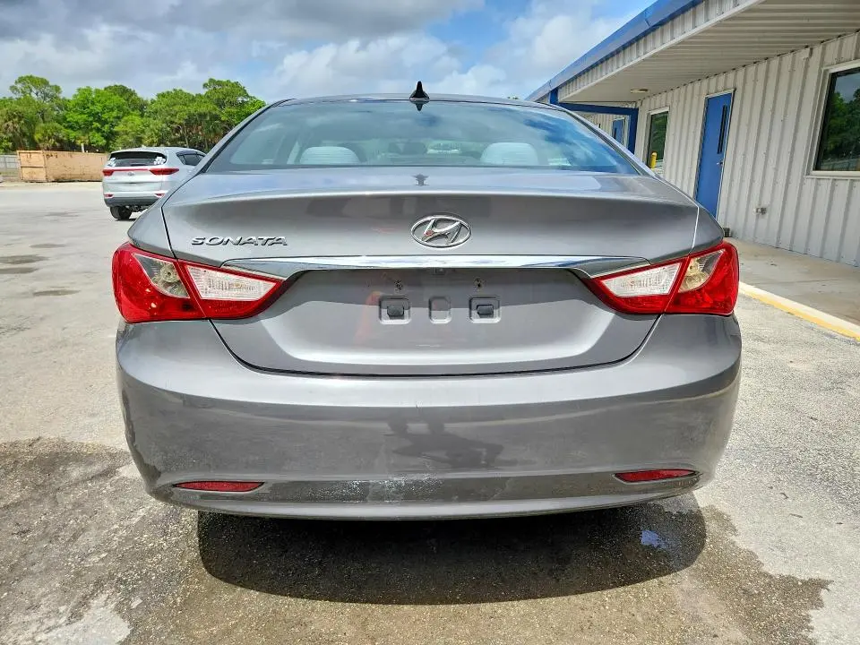 2014 HYUNDAI SONATA GLS  