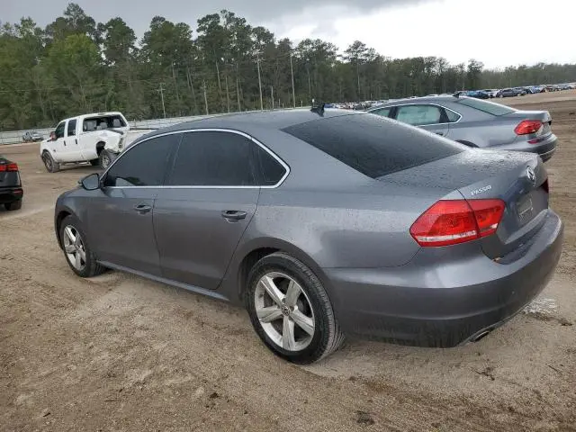 2012 VOLKSWAGEN PASSAT SE  