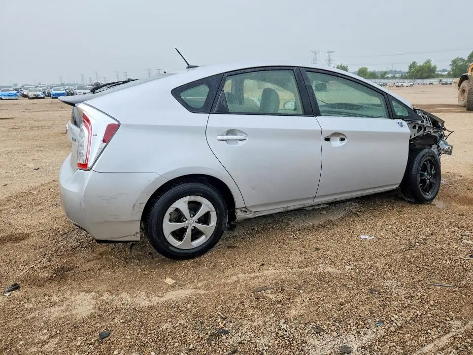 2015 TOYOTA PRIUS FOUR  