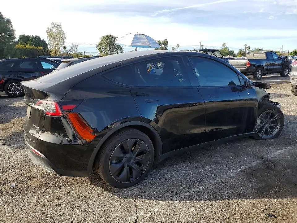 2024 TESLA MODEL Y   
