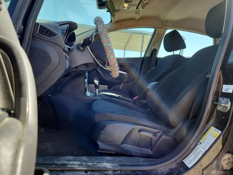 2015 FORD FIESTA SE  