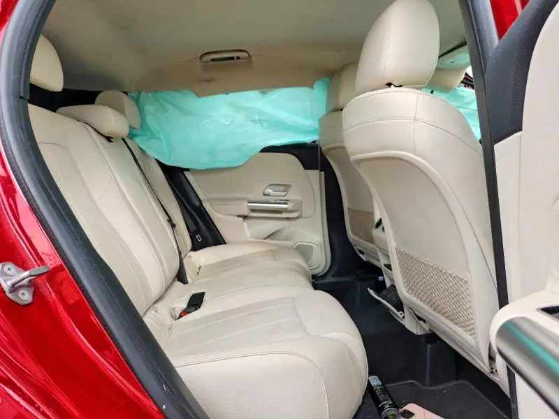 2021 MERCEDES-BENZ GLA 250 4MATIC  