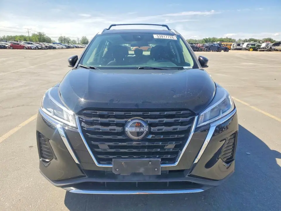 2023 NISSAN KICKS   