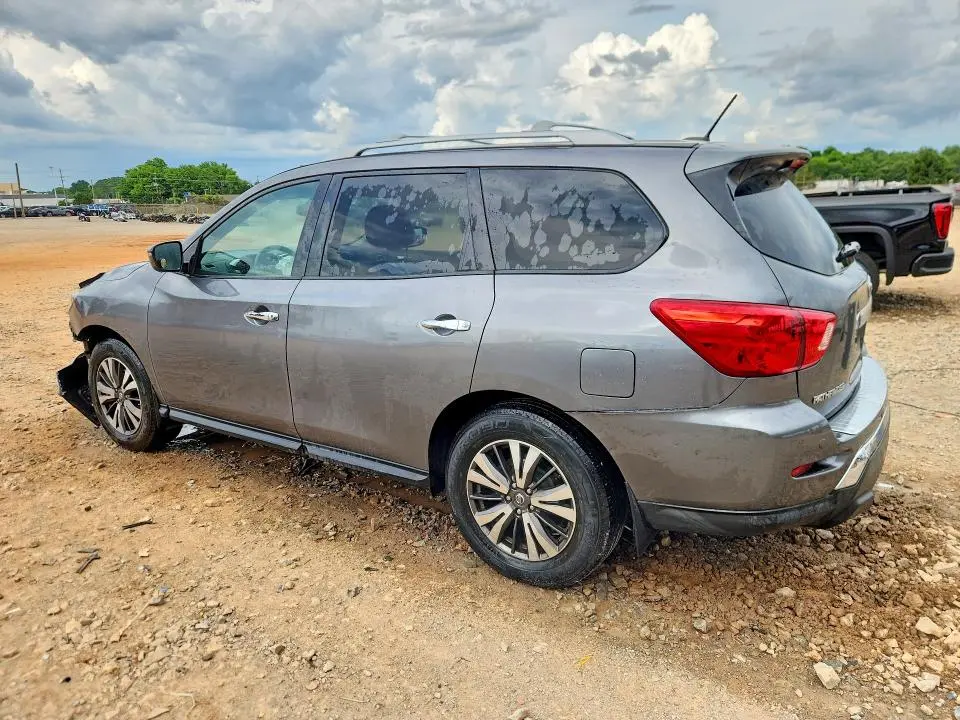 2017 NISSAN PATHFINDER SV  