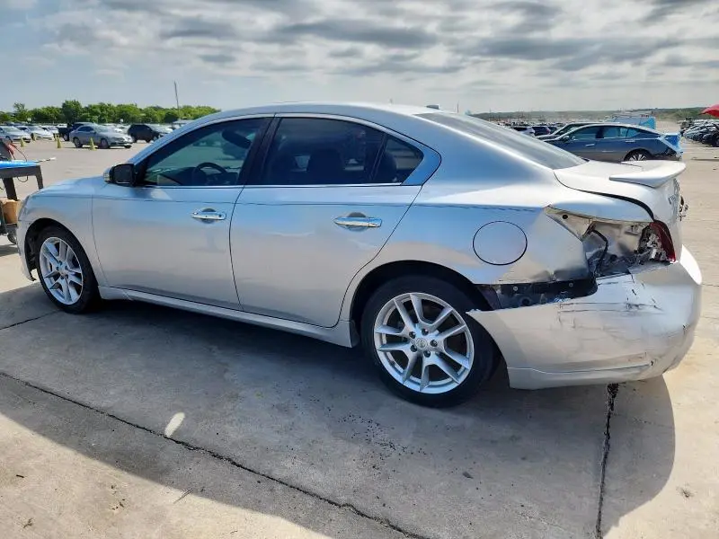 2010 NISSAN MAXIMA 3.5 S  