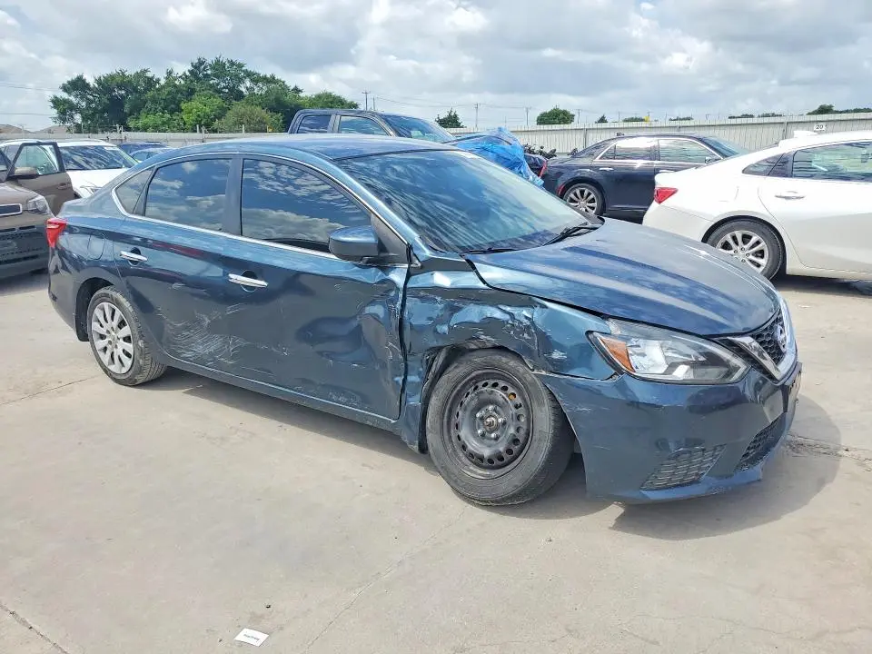 2016 NISSAN SENTRA SV  