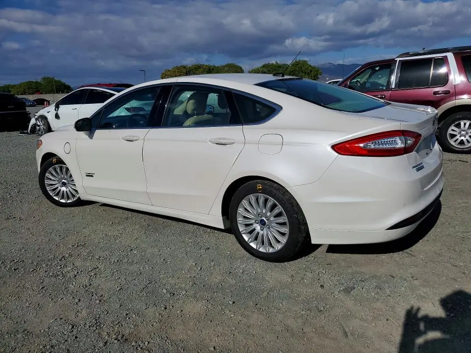 2013 FORD FUSION SE PHEV  