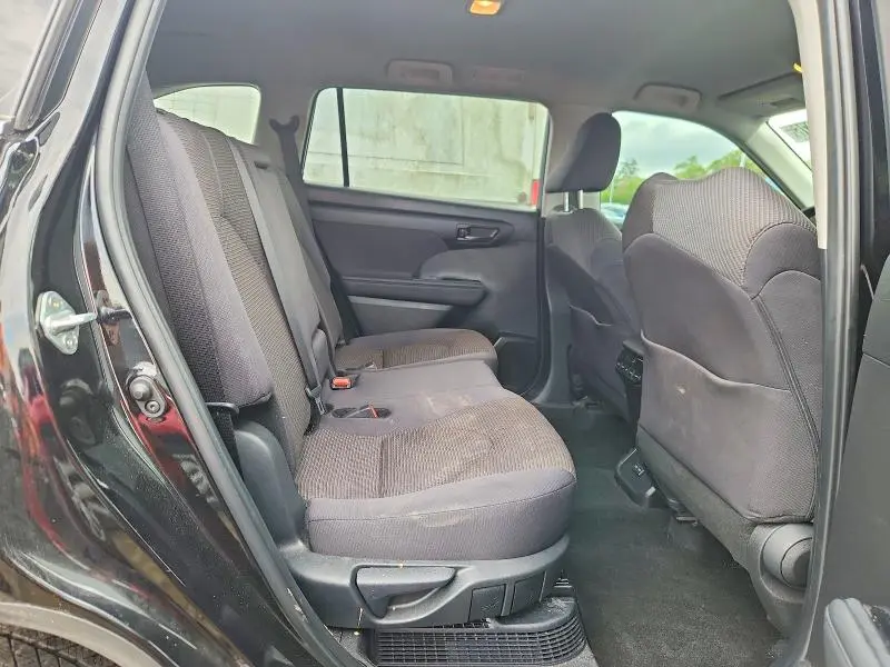 2024 TOYOTA HIGHLANDER HYBRID LE  
