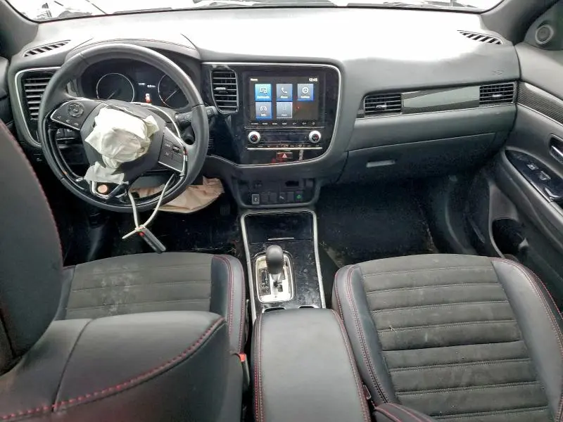 2020 MITSUBISHI OUTLANDER SE  