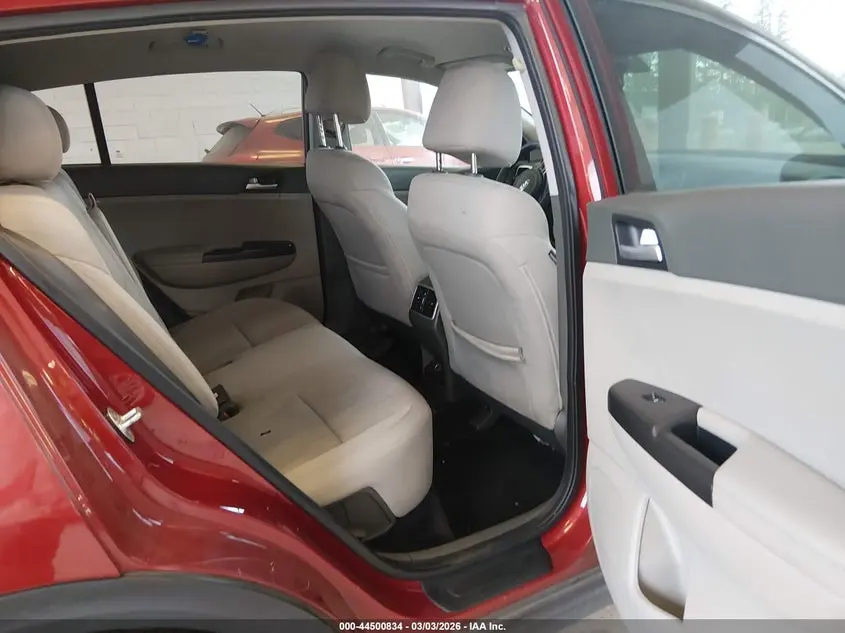 2017 KIA SPORTAGE LX