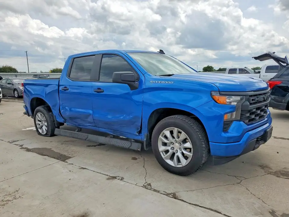 2024 CHEVROLET SILVERADO C1500 CUSTOM  