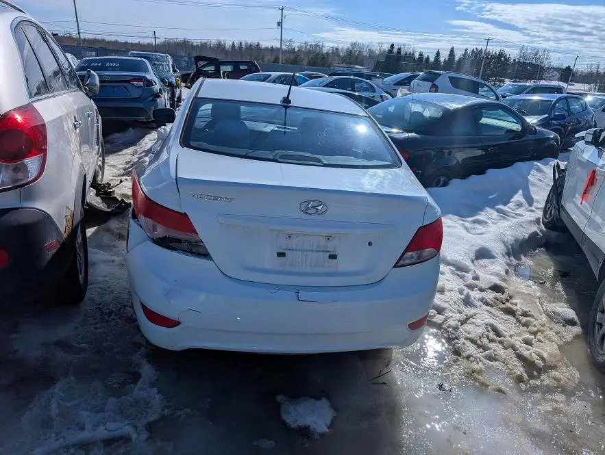 2016 HYUNDAI ACCENT SE  