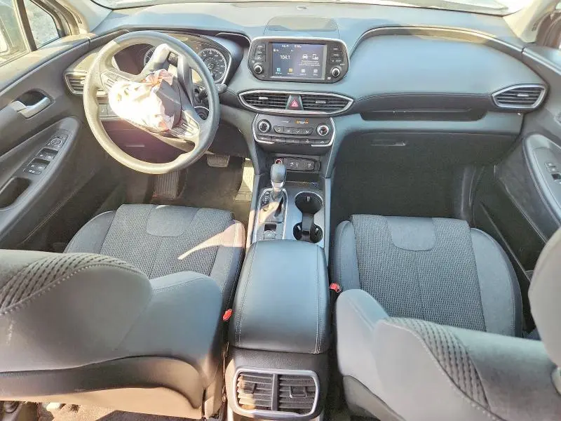 2019 HYUNDAI SANTA FE SE  