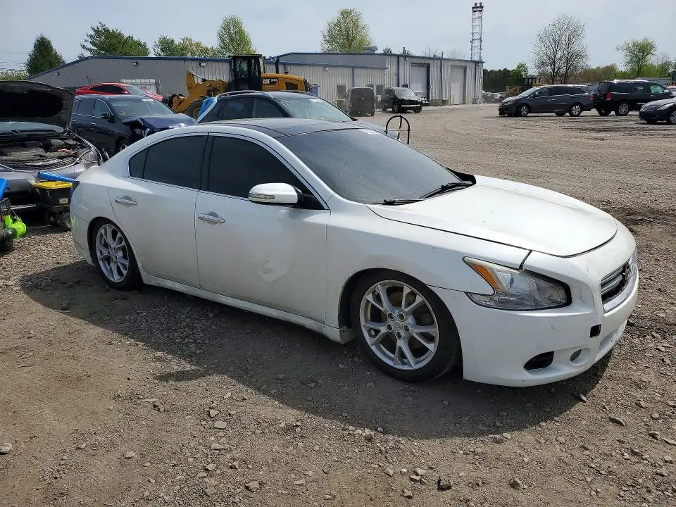 2014 NISSAN MAXIMA 3.5 S  