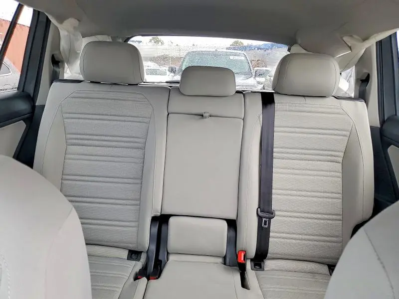2022 VOLKSWAGEN TIGUAN S  