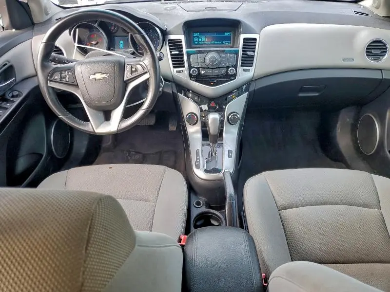 2012 CHEVROLET CRUZE LT  