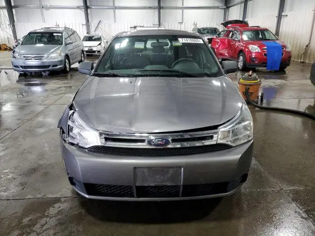 2010 FORD FOCUS SE  