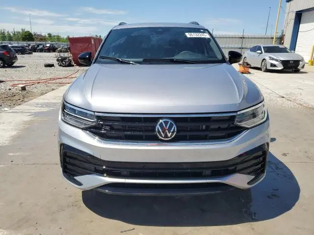 2022 VOLKSWAGEN TIGUAN SE R-LINE BLACK