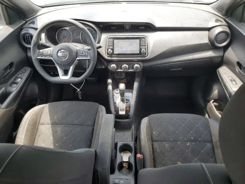 2019 NISSAN KICKS S  