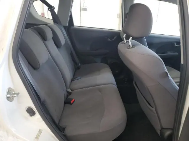 2011 HONDA FIT   