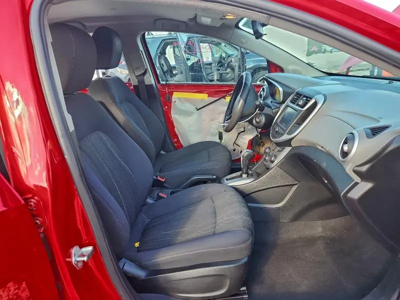 2017 CHEVROLET SONIC LT  