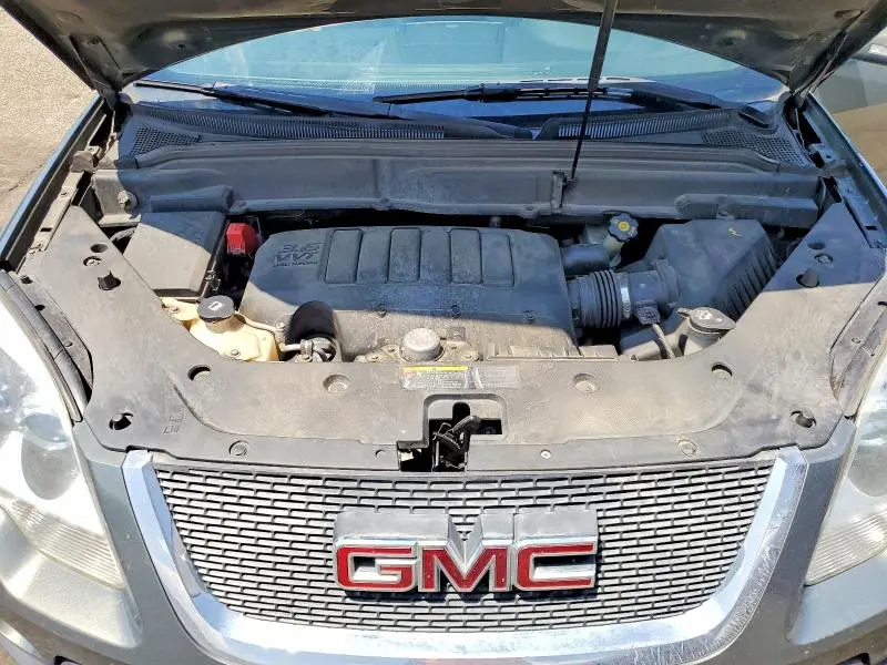 2011 GMC ACADIA SLT-1  