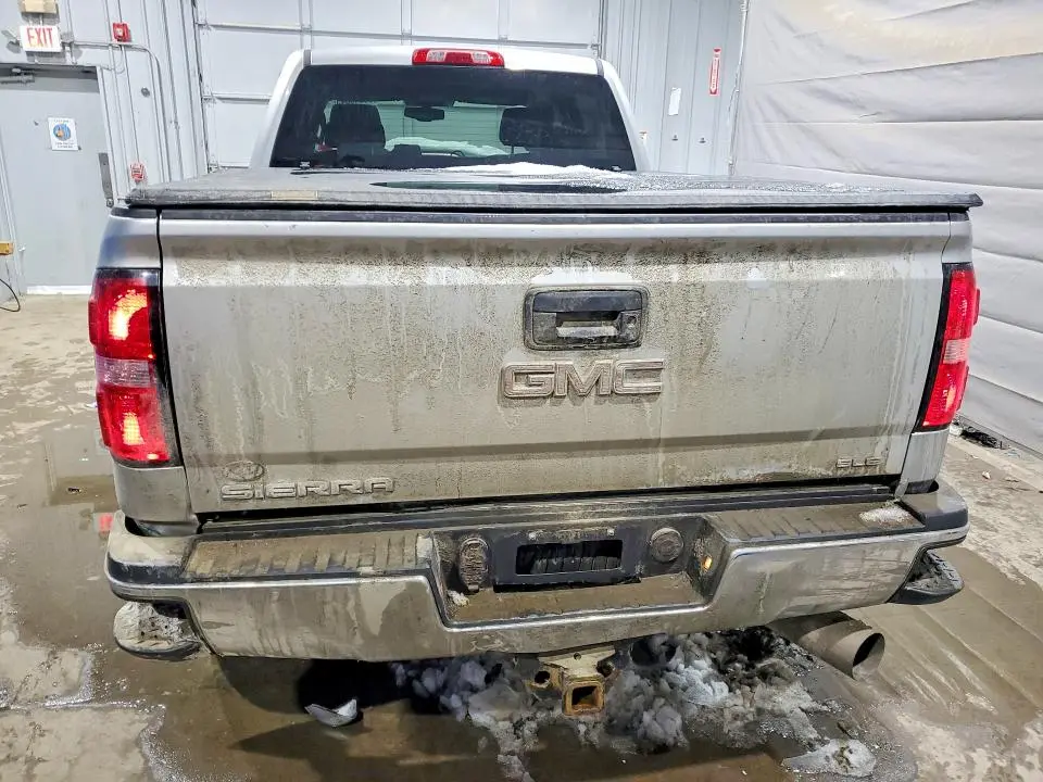 2019 GMC SIERRA K2500 SLE  