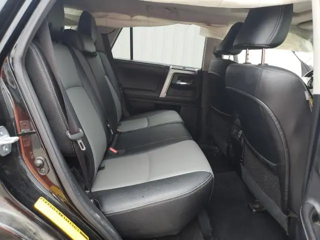 2017 TOYOTA 4RUNNER SR5  