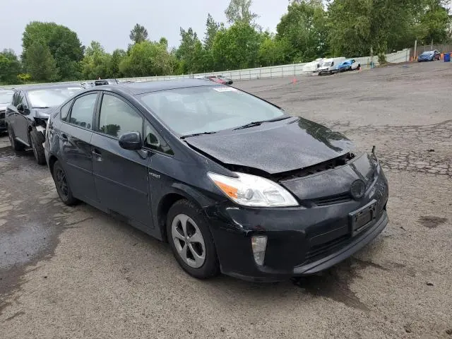2015 TOYOTA PRIUS   