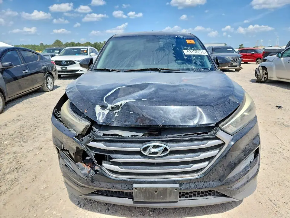 2018 HYUNDAI TUCSON SE  