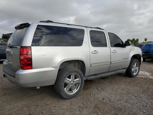 2011 CHEVROLET SUBURBAN C1500 LT  