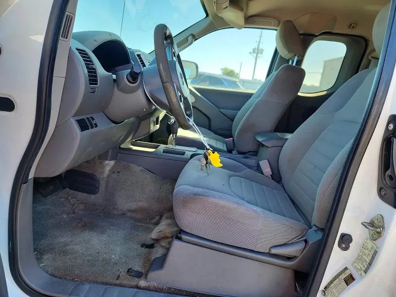 2016 NISSAN FRONTIER S  