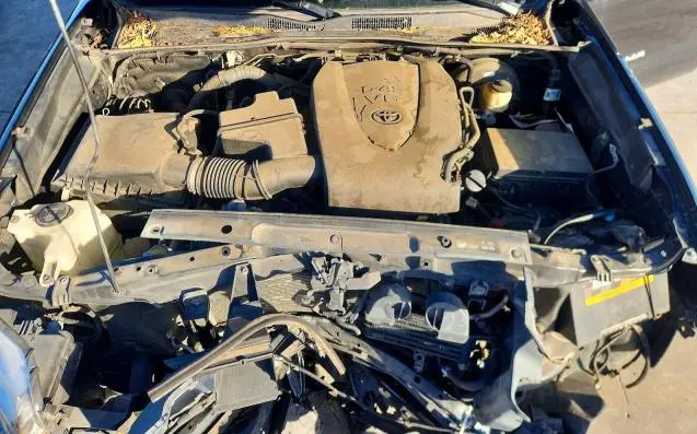 2016 TOYOTA TACOMA SR5 V6  