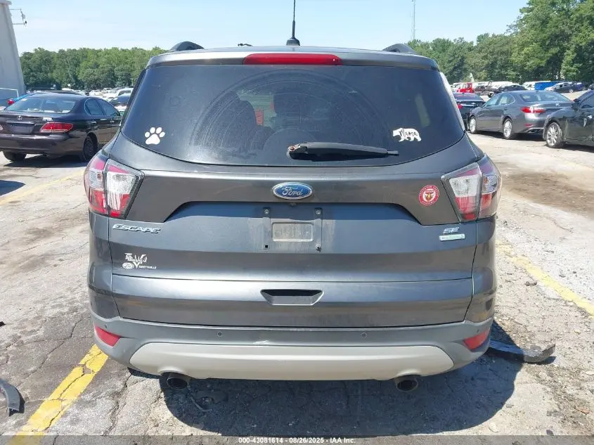 2017 FORD ESCAPE SE