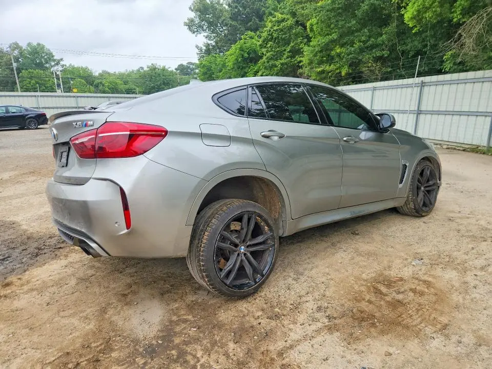 2019 BMW X6 M  
