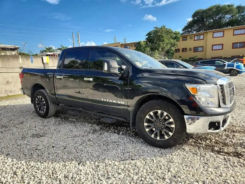 2018 NISSAN TITAN SV  