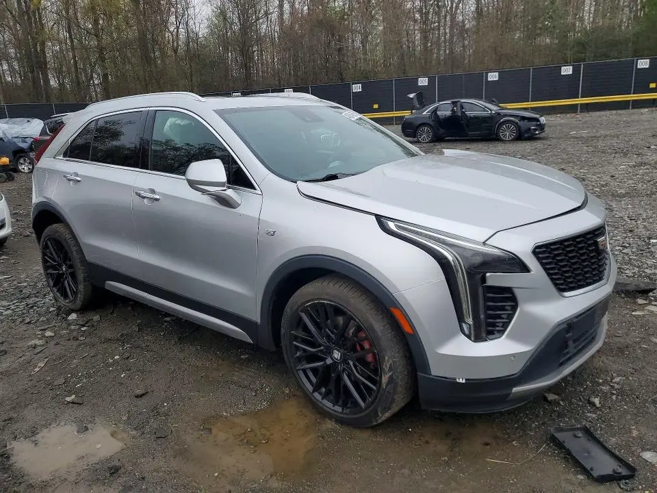 2020 CADILLAC XT4 PREMIUM LUXURY  