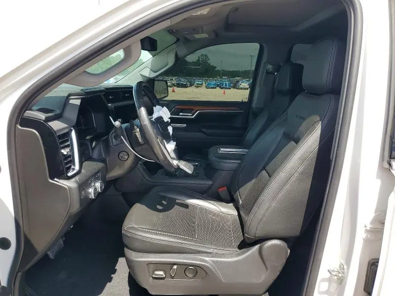 2022 GMC SIERRA K1500 DENALI  