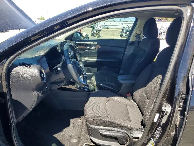 2019 KIA FORTE S  