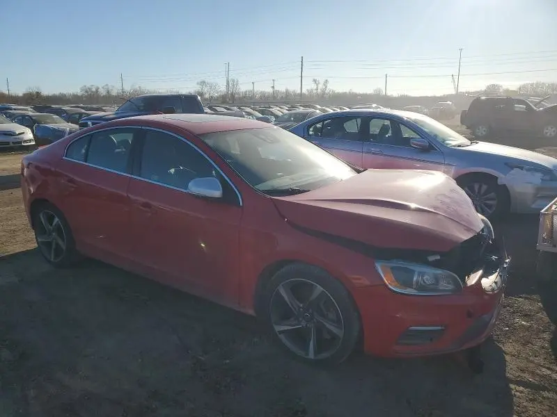 2015 VOLVO S60 PLATINUM  