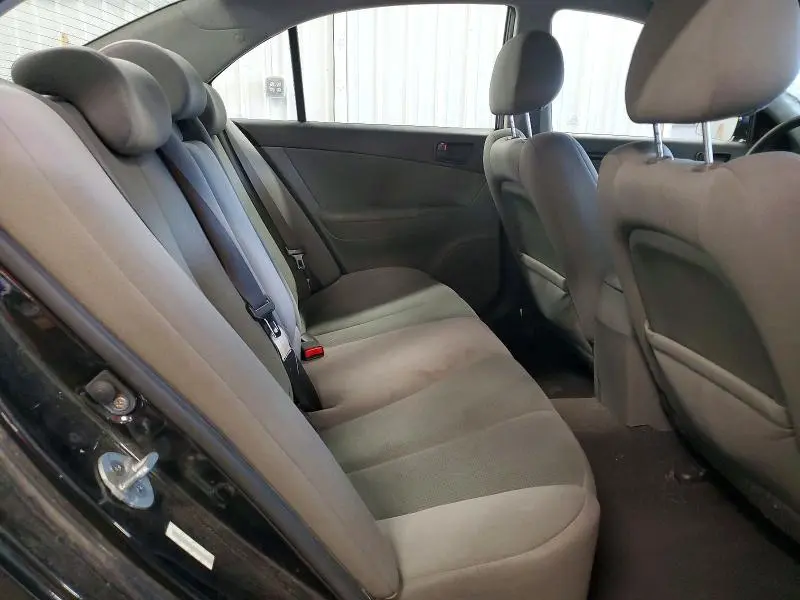 2010 HYUNDAI SONATA GLS  